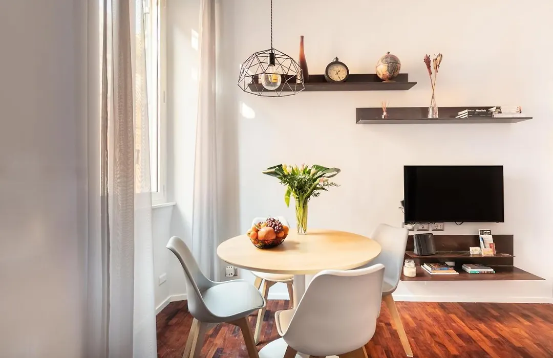 Living Rhome - Condotti Apartment-1